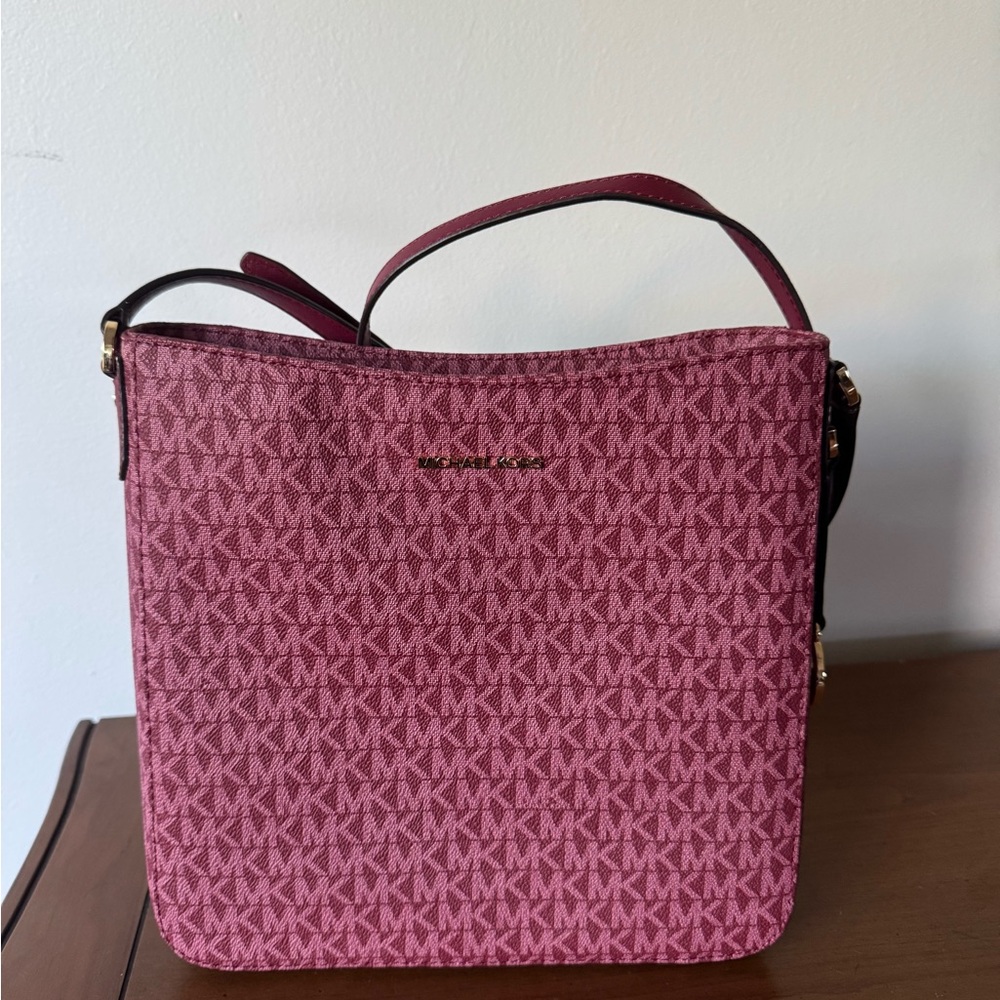 Michael Kors Shoulder Bag